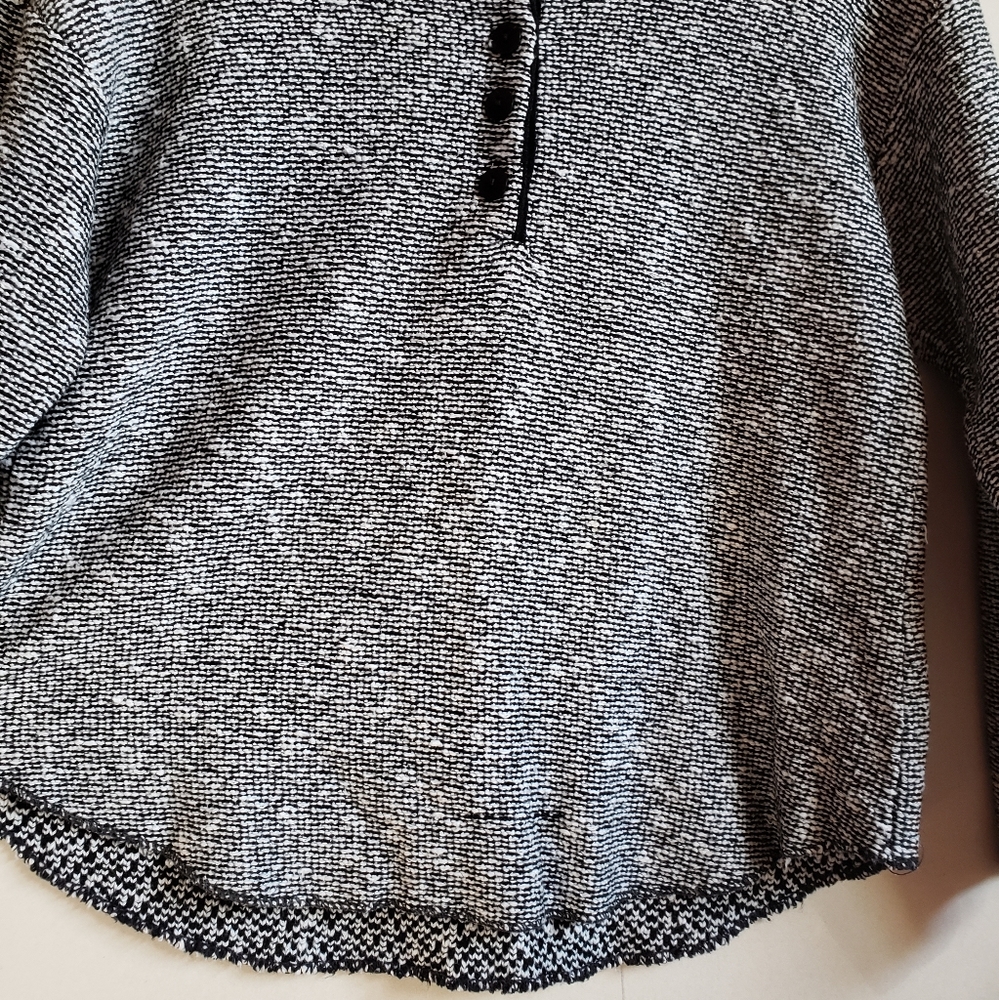vintage black and white vintage knit 1980s cozy cropped Sweater, women's size M - Picture 13 of 15
